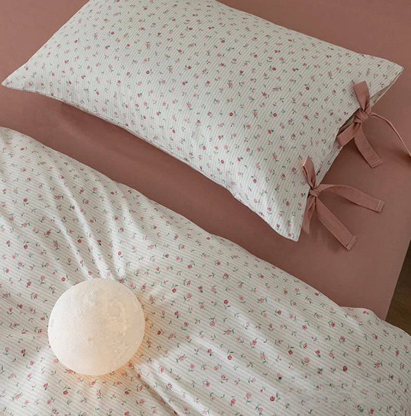 Cottage Ribbon Bow Tie Floral Bedding Set / Rust Pink