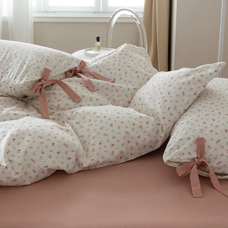 Cottage Ribbon Bow Tie Floral Bedding Set / Rust Pink