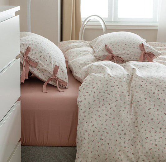 Cottage Ribbon Bow Tie Floral Bedding Set / Rust Pink